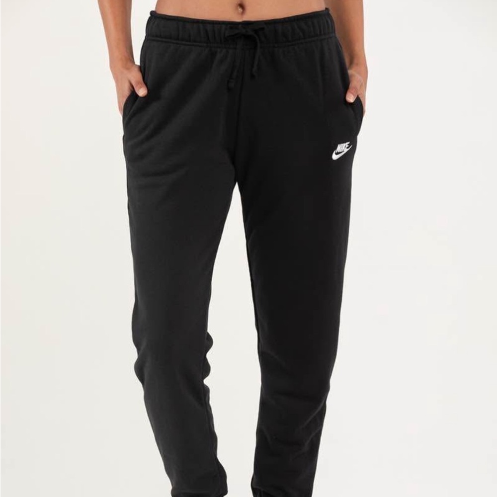 Women’s Nike Black Athletic Sweatpants